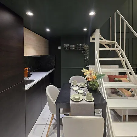 Design In Center 2 * Μον