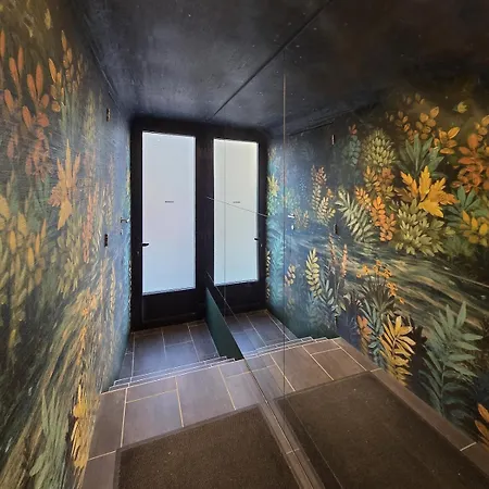 Design In Center 2 アパート