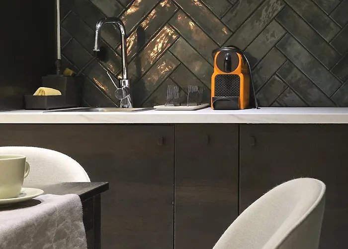 Design In Center 2 *